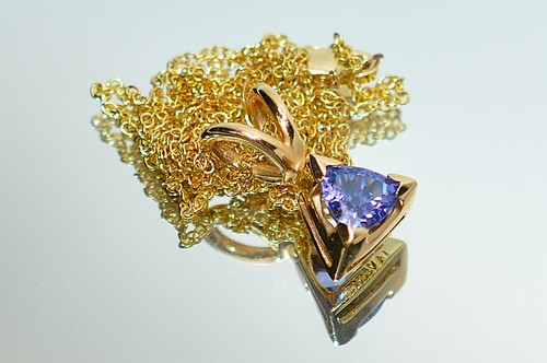 Collar LeVian Tanzanita Natural Oro 14K .72ct Colgante Collar Piedra Natal - Imagen 8 de 11