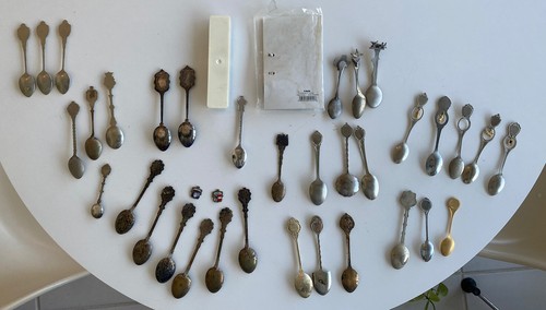 Vintage Lot/36 Mini Spoon Souvenir Travel Collection States Hawaii Europe Rolex - Picture 2 of 24