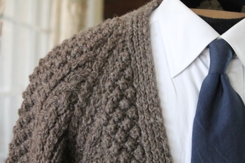 CLADAGH Shab Hag Donegal Hand Knit Aran Cardigan Fisherman Wool Heathr Brown * - Bild 3 von 12