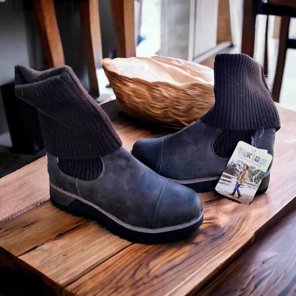 NEW Muk Luks Ankle Boots Sz 10 Brown Ribbed Knitted Wool Womens Water Resistant - Image 4 of 4