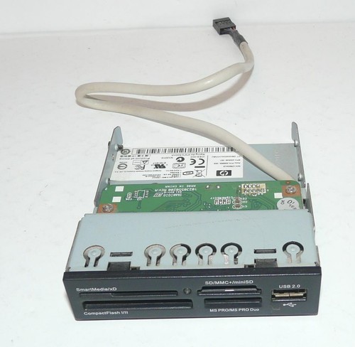 LOT DE 2 LECTEURS DE CARTE SD MULTI CARD READER + 1 POCKET MEDIA DRIVE HP A6000. - Picture 8 of 12