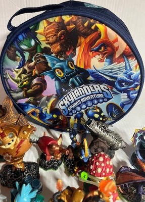Power A Skylanders Spyro's Adventure 21 Figures & Carrying Case