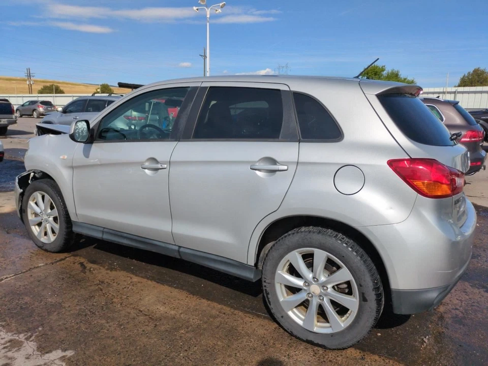 RIGHT FRONT SEAT BELT 7000D858XA 2014-2018 MITSUBISHI OUTLAN SP Foto 2 de 4