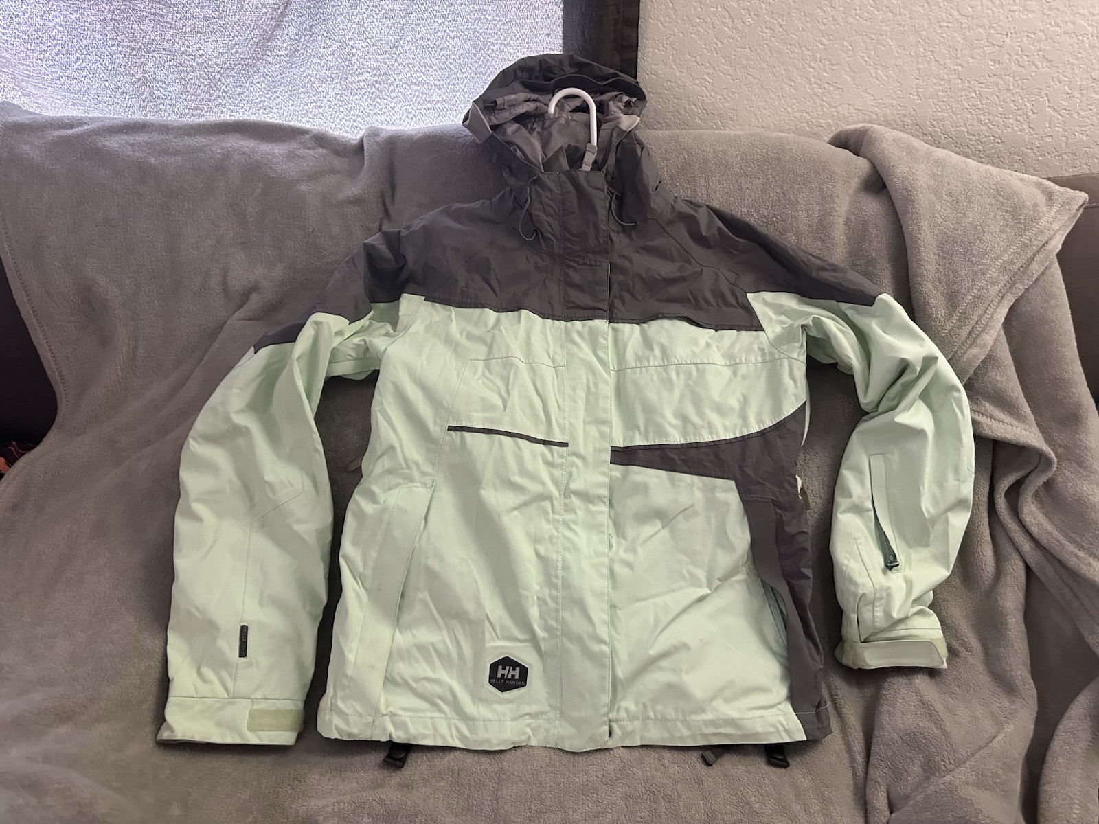 Helly Hansen Tech Waterproof Ski Jacket with Liner in Small Mint Gray
