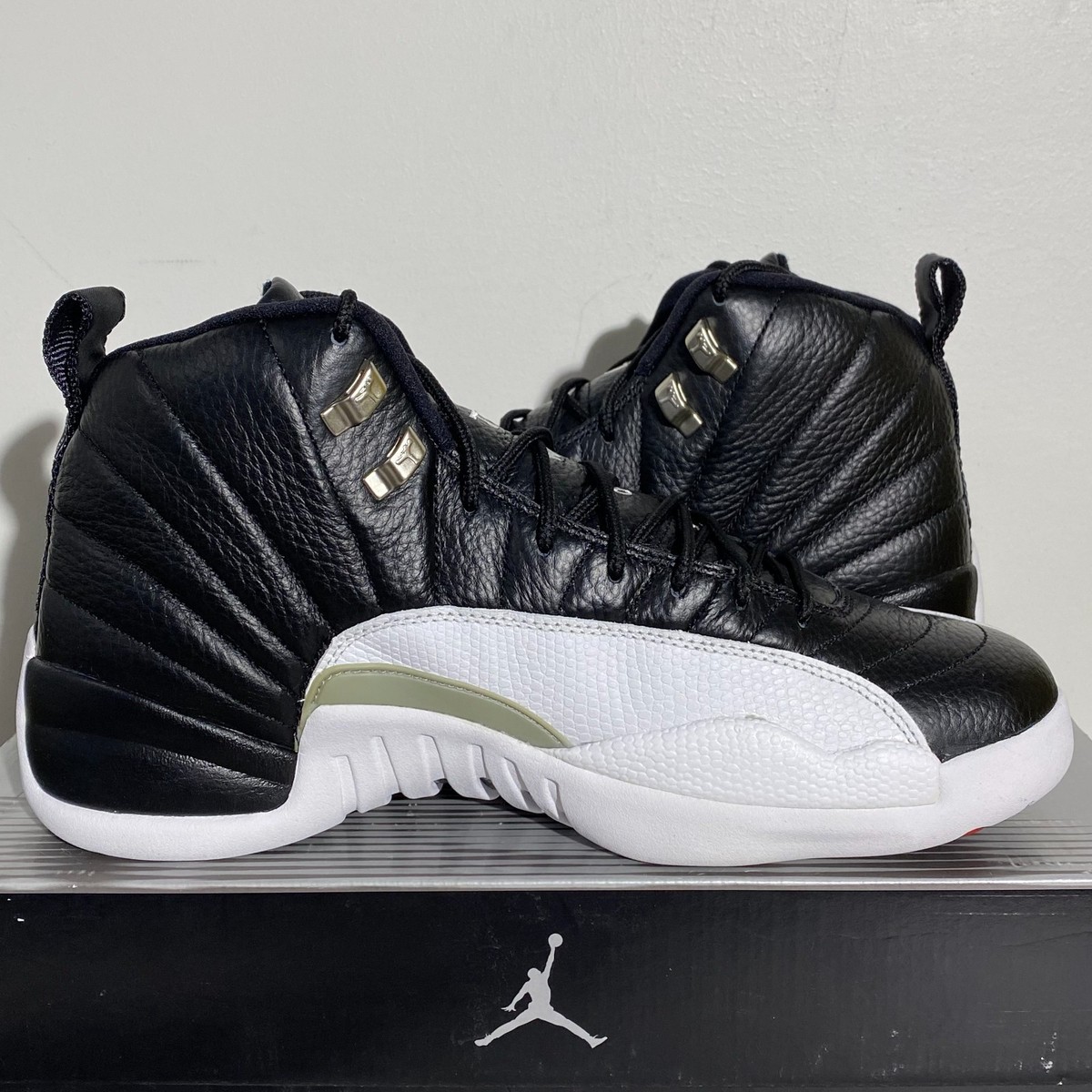 Size 12 - Air Jordan 12 Retro 2004 Playoffs Black White 136001-016