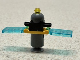 LEGO CITY: Space Shuttle (3367) All Build Parts and Minifigure; No Instructions