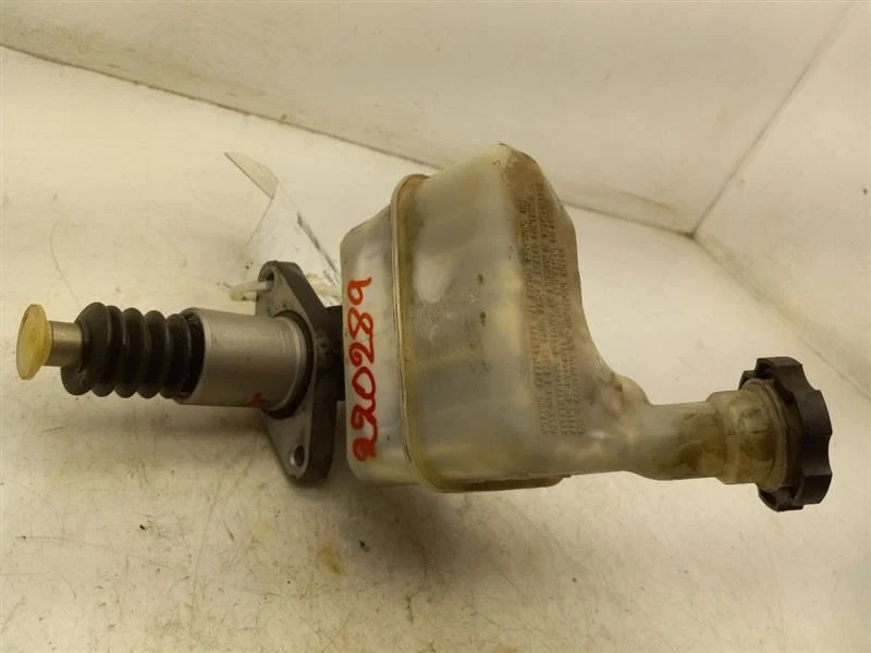 Cilindro maestro de freno 08-11 Chevrolet HHR 20812023 Foto 4 de 4