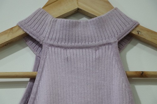 NEW GUESS Women's Knitted Tank Size S Lilac Purple Ribbed Mock Neck Sleeveless - Picture 4 of 10