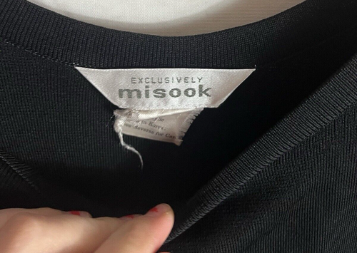 Exclusively Misook Women’s Size M Black Tank Top 100% Acrylic - Picture 3 of 4
