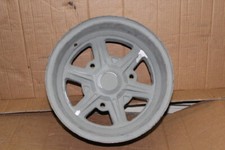 jante alu TARGA RENAULT 8, GORDINI, 12, 15, 17, ALPINE A 110, A VERIFIER ???