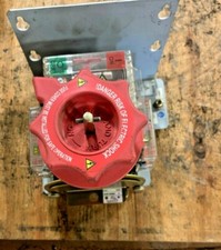 Allen Bradley 194RF-NC030 Ser A Fused Rotary Disconnect Switch 600VAC 30A