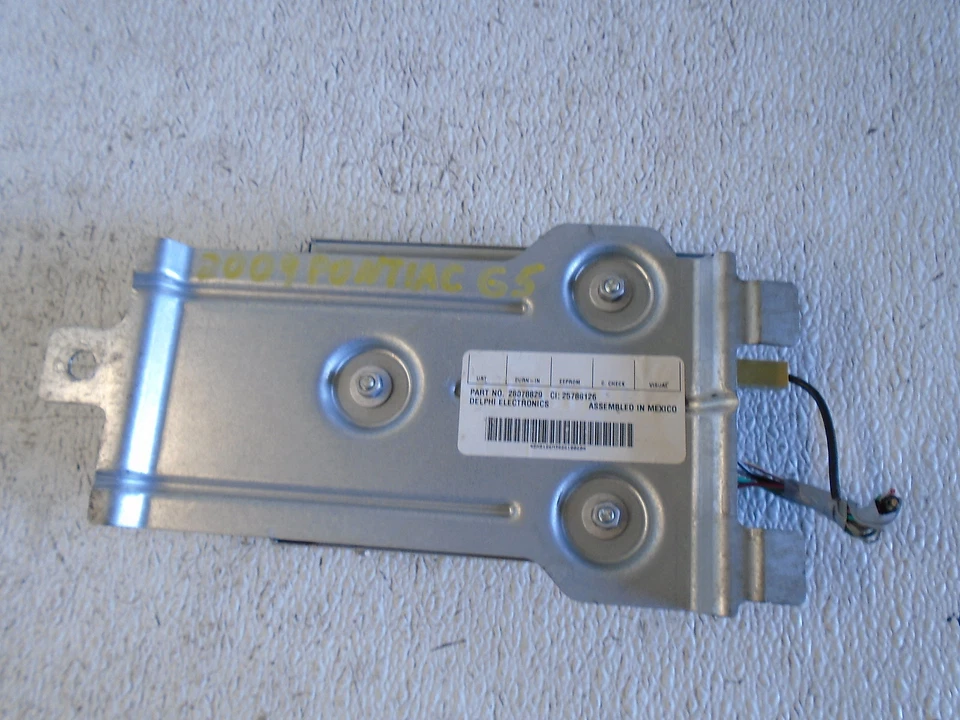 Pontiac G5 2009 módulo de control receptor de satélite 15268996  Foto 3 de 4