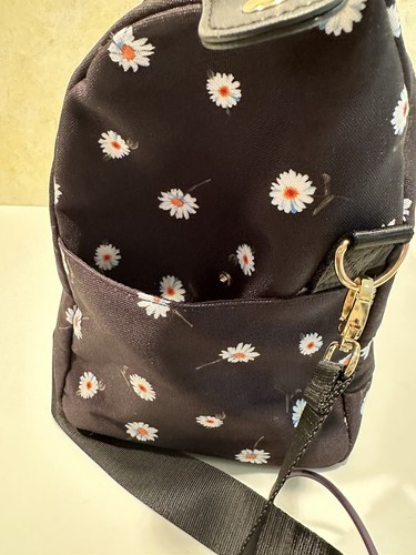 Alice & Olivia - Black Daisy Print Duffle Bag Travel Gym Beach Crossbody Tote 44 - Picture 7 of 17