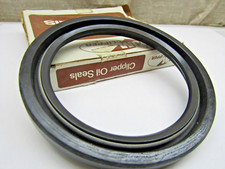 Parker JM Clipper 0325 7190 Oil Seal 3.25" X 4.25" X .438"
