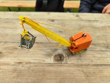 Siku V325 Menck Greifbagger orange