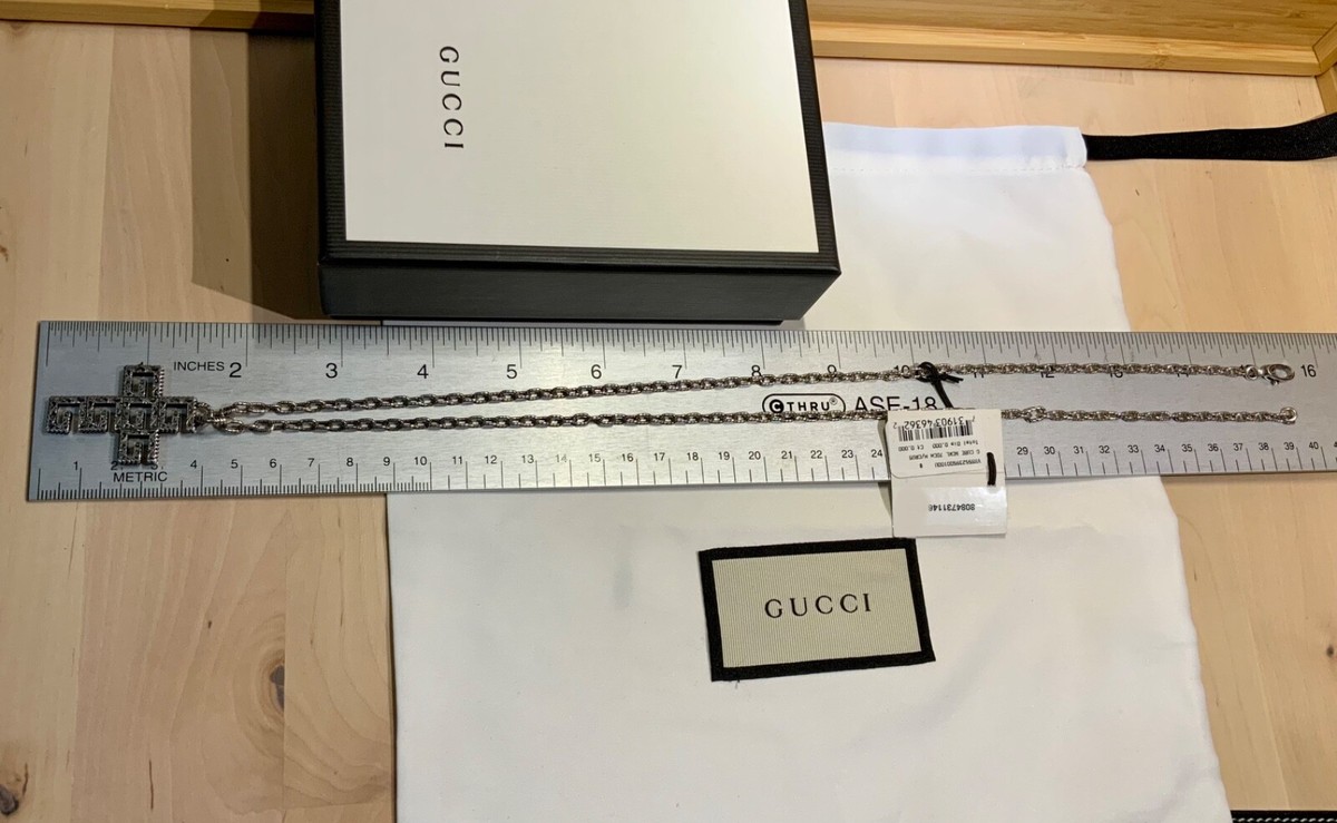 グッチGキューブネックレス ユニセックス Gucci G Cube Solid Cross Pendant & Necklace Aged Sterling