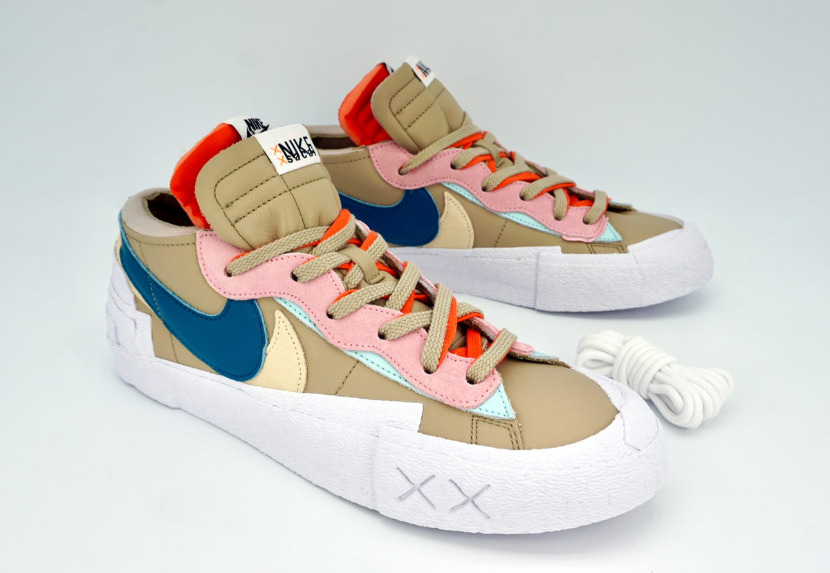 【中古】未使用品 ナイキ NIKE × KAWS × sacai タグ付き Blazer Low スニーカー DM7901-200 ベージュ系 24.5?p Nike Blazer Low sacai KAWS 