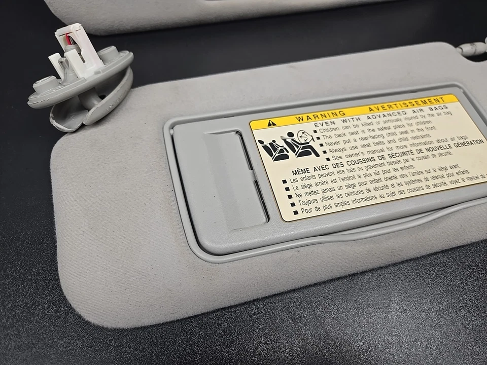 Par de parasoles convertibles para conductor y pasajero Lexus IS250C IS350C 2010-2015 Foto 3 de 4