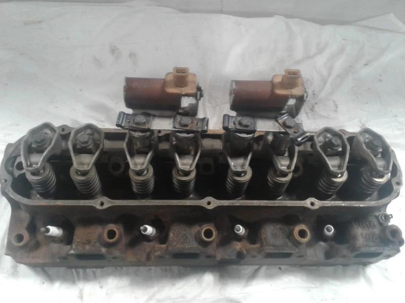 Cylinder Head 1981-1984 CADILLAC DEVILLE 6.0L Motor Engine 1615188 - Image 3 of 4