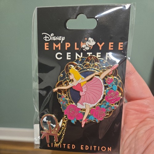 Disney DEC Princess Ballerina LE 250 Aurora sleeping Beauty