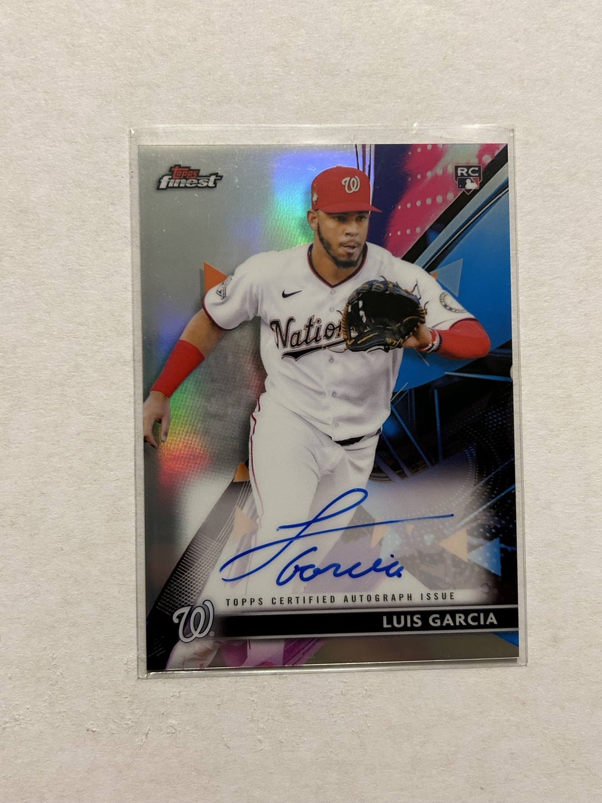 Luis Garcia #FA-LG Baseball Cards 2021 Topps Finest Autographs trading card — raw and PSA graded price guide
