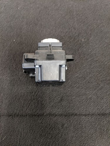 MERCEDES E-CLASS S212 MULTIMEDIA SAT NAV CONTROL SWITCH A2129009828 - Picture 3 of 7