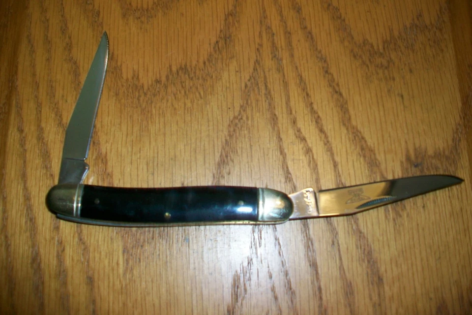 ROUGH RIDER HORN MUSKRAT POCKET KNIFE. - Image 3 of 4