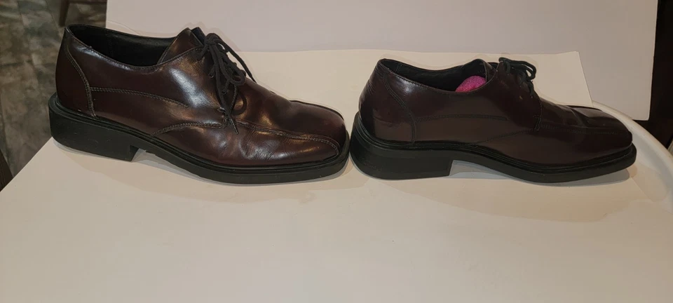 ZAPATOS DE VESTIR USADOS UNA VEZ KENNETH COLE REACTION PARA HOMBRE CUERO MARRÓN CON CORDONES TALLA 9 Foto 2 de 4