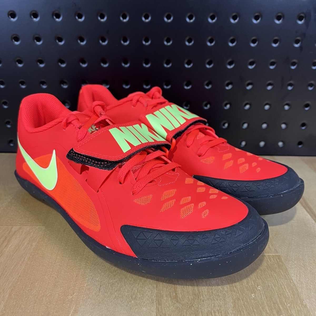 Nike Zoom Rival SD 2
Throwing Shoes Bright Orange/Red
FZ9665-600 Men 6.5 Women 8 Nike Zoom Rival SD 2 - FZ9665-600 main image 4