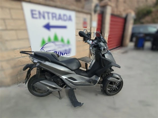 96780 vorderscheinwerfer für PIAGGIO MP3 300 2012 - Bild 4 von 4