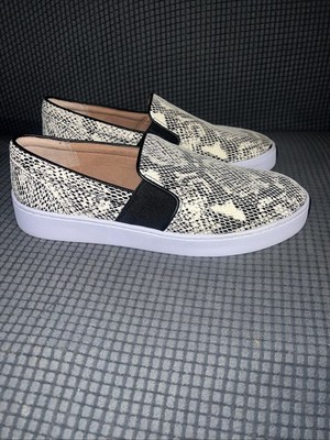 Vionic Women s Demetra Snake Print Leather Slip On Sneakers Size 8.5