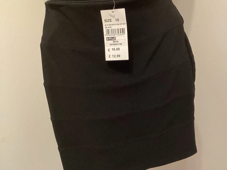 New With Tags Size 10 Little Black Skirt From Quiz - Image 3 of 4