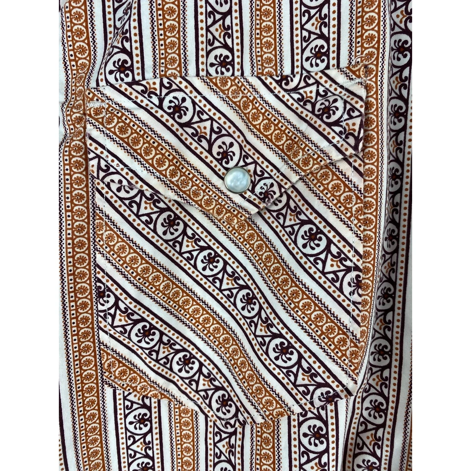 Fossil Men's Size M Vintage Fit Brown Striped Pearl Snap Front Western Shirt - Image 3 of 4