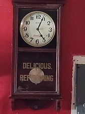 Coca-Cola Vintage 1970 Pendulum Battery Clock