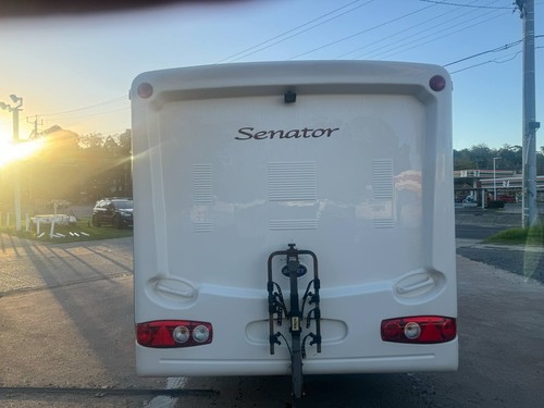 2005 Bailey Senator with Ensuite, Sleeps 4-5 people!! - Picture 6 of 24