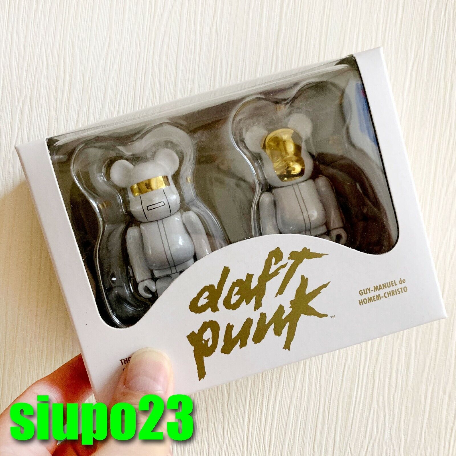 Medicom 100% Bearbrick ~ Daft Punk Be@rbrick White Suit Ver 2p