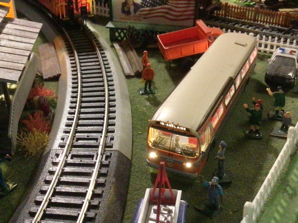 Rapido Trains (Bus) eBay