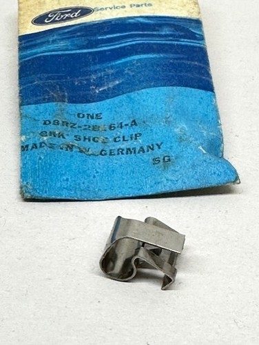 1978-1980 Ford Fiesta Disc Brake Anti Rattle Clip D8RZ-2B164-A - Picture 1 of 4