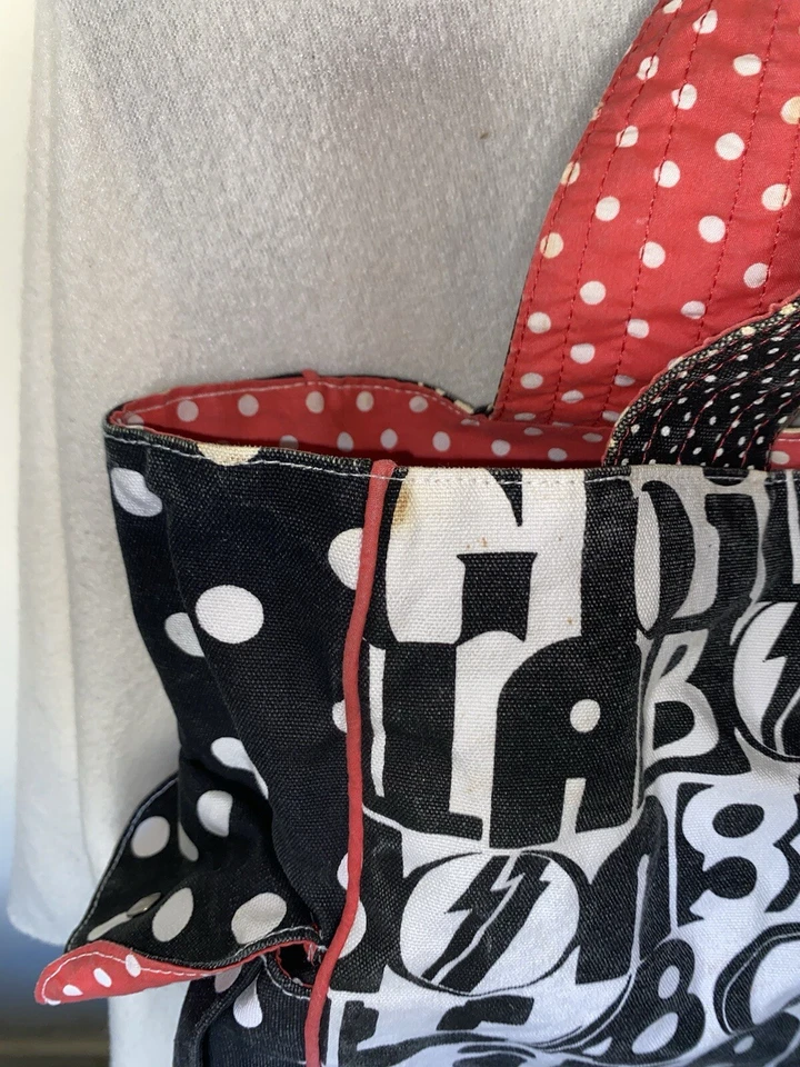 Único Billabong Playa Bolso Cartera Lunares Negro Blanco Buen Estado. Foto 3 de 4