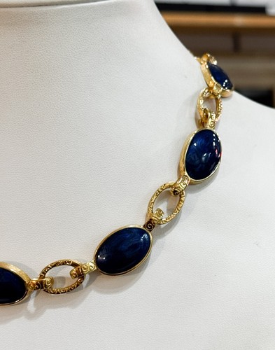 Collar Gargantilla Ajustable Esmalte Azul Oscuro Tono Dorado Cabujón Eslabón Ovalado - Imagen 2 de 5