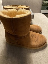 Authentic UGG Australia 1016223 Women's Classic Short II Winter Boots Tan Size 5