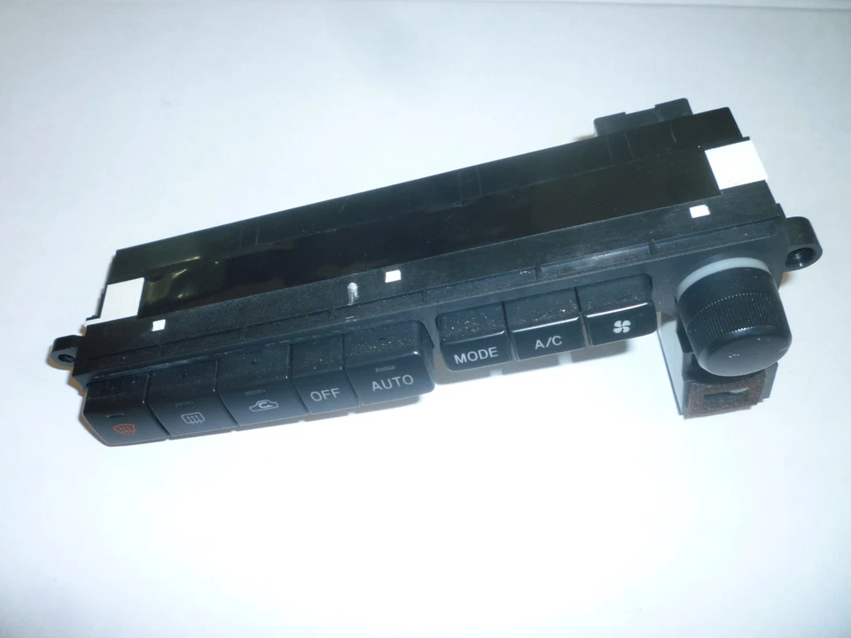 JDM SUBARU BE5 LEGACY LANCASTER BH5 BH9 CLIMATE CONTROL UNIT 146430-6845 - Image 4 of 4