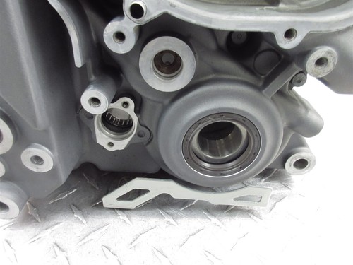 2016 14-16 Aprilia Shiver 750 SL750 Crankcase Crank Case Engine Motor Block OEM - Picture 19 of 22