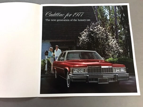 1977 Cadillac Fleetwood Line BIG size Sales Brochure Catalog - DeVille Limousine - Изображение 2 из 4