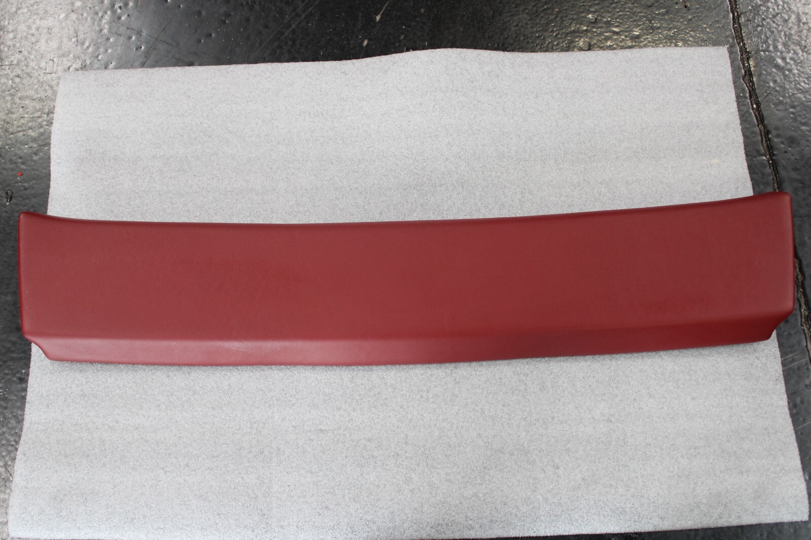 Ferrari 575, Rear Over Windshield Trim Cover, Used, P/N 645951