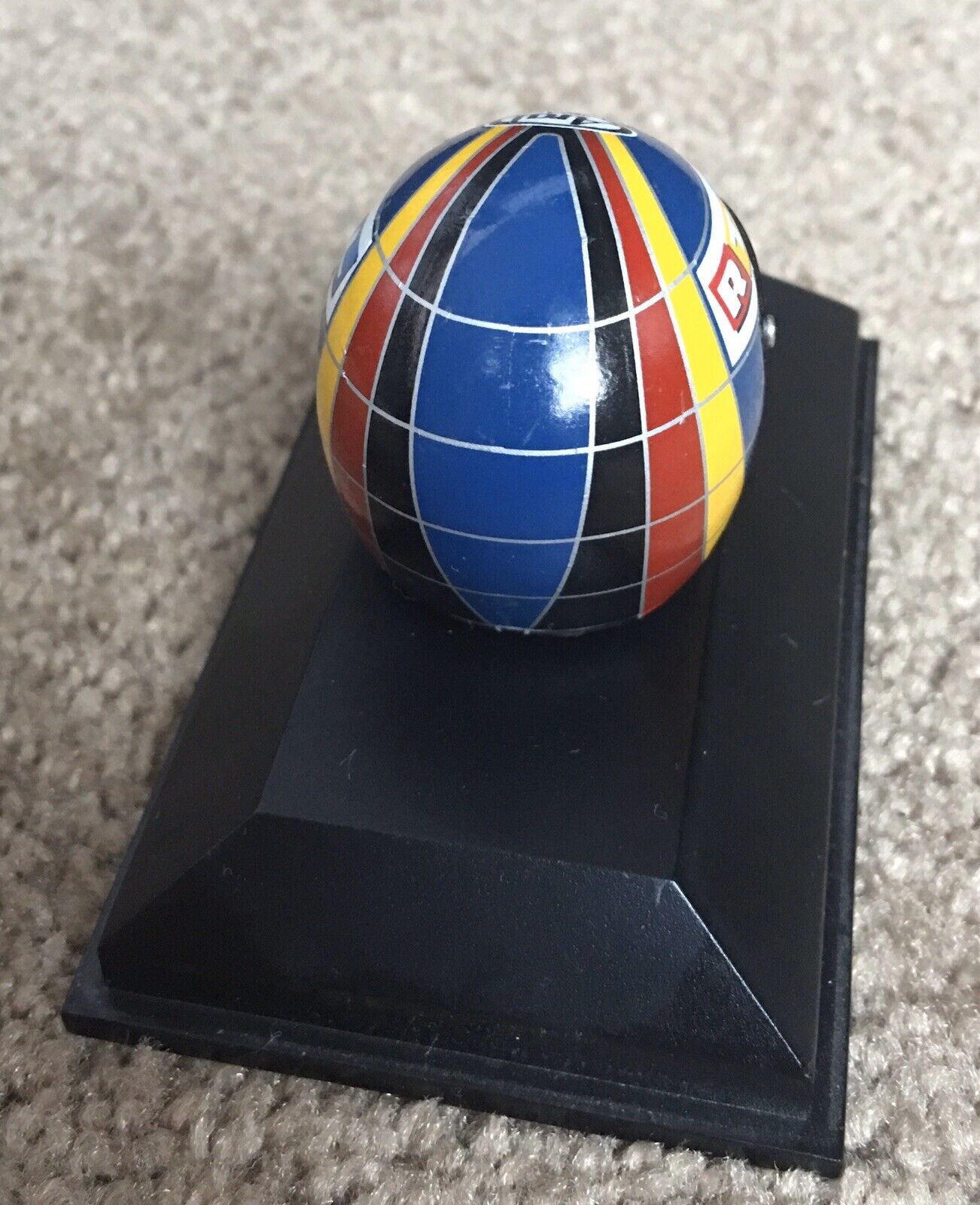 Picture 4 of 8