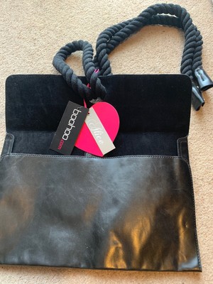 boohoo black bag