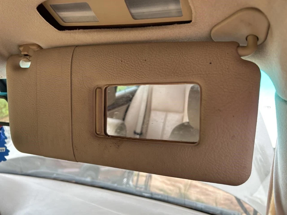 528I      1999 Sun Visor 104917480 - Imagem 2 de 4
