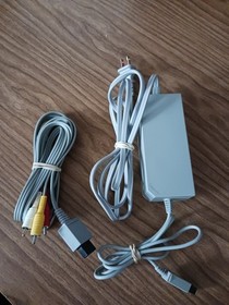 Nintendo Wii Console White RVL-001 Lot Bundle