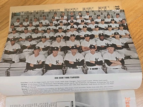 1968 New York Yankees Baseball Yearbook - Picture 4 of 5